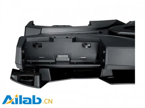 微星推出VR背包电脑 内建Core i7处理器