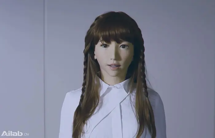 面对最逼真的人形机器人Erica，如何证明自己是人